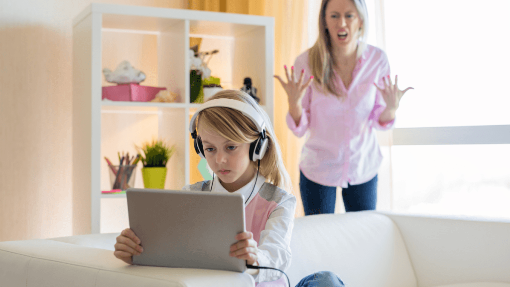 Adolescência na Era Digital VÍCIO EM INTERNET