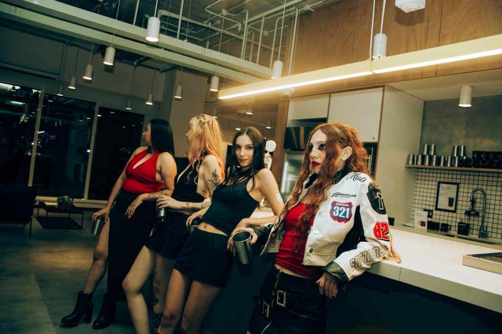 Empreendedorismo jovem: minha filha lançou marca - Thatu Nunes